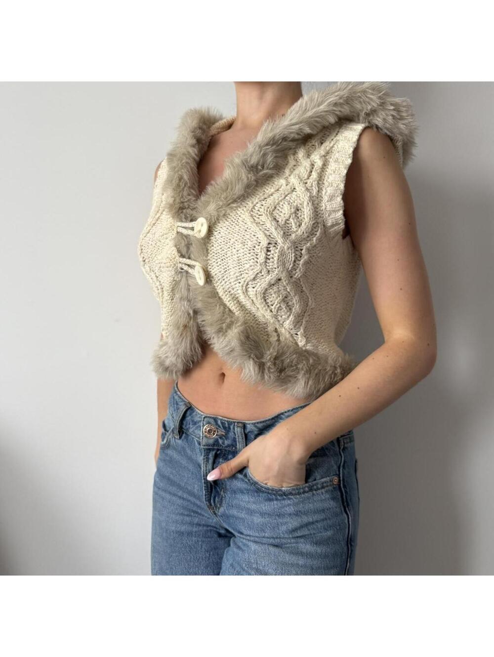 Old Navy Women's Cream Fur Hoodie